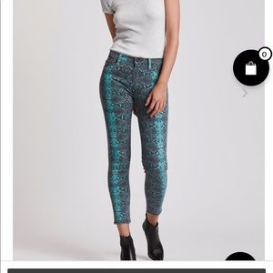 Hudson High-Rise Super Skinny Ankle Jean Size 27